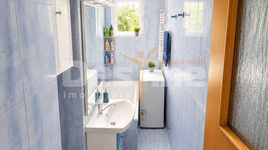 Apartament de vanzare - Poză 2