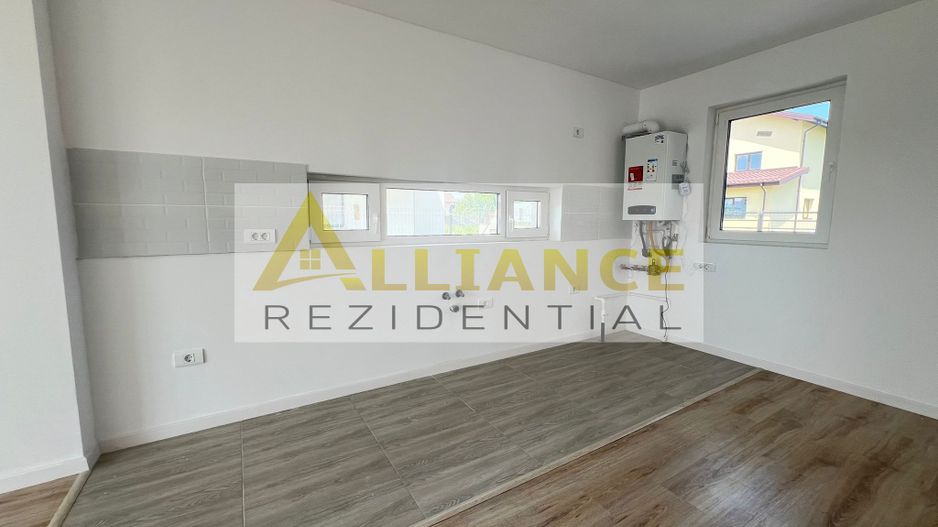 Casa tip duplex - 3 camere - 2 bai-800 M DE STV - Poză 5