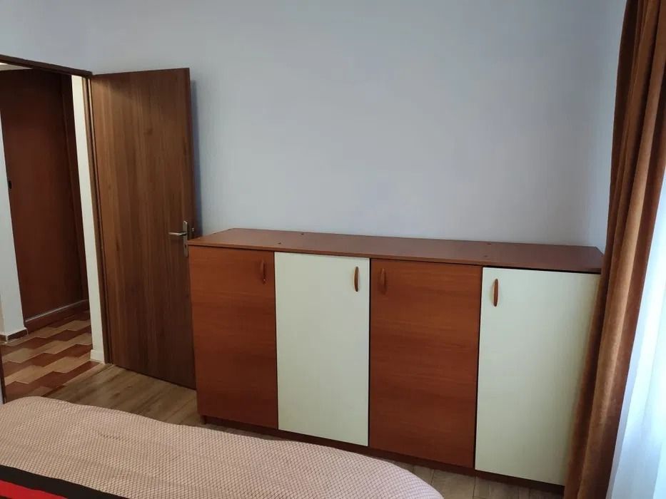 AP. 3 CAMERE GORJULUI, LOC PARCARE, BOXA SUBSOL, CENTRALA TERMICA - Poză 4