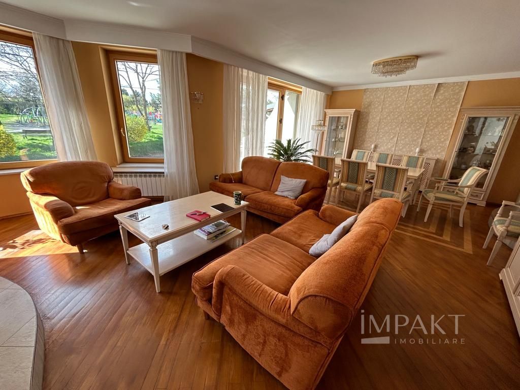 Vila individuala de lux de inchiriat, in cartier Gruia aproape de Cetatuie! - Poză 1