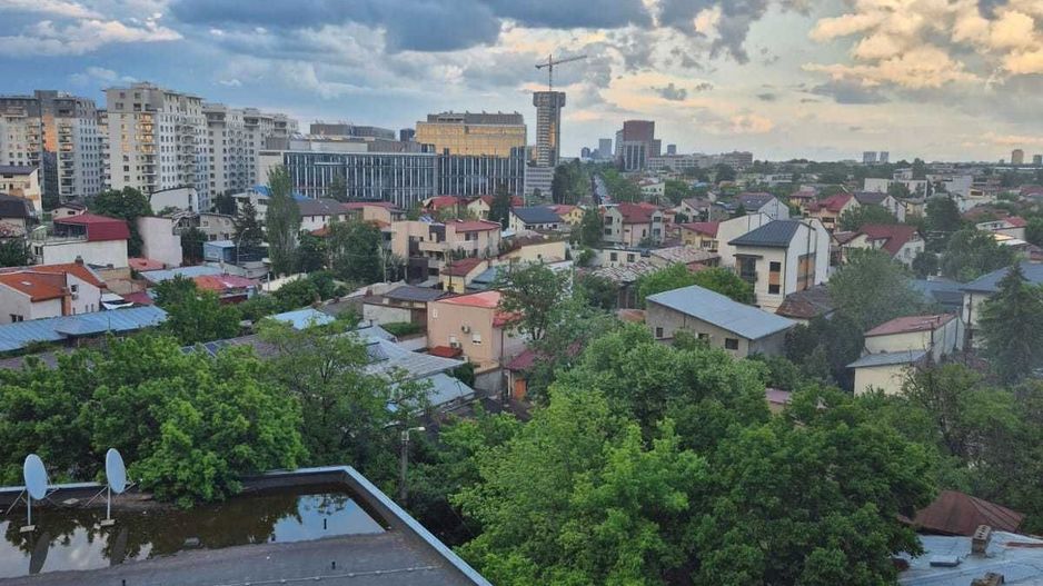 Apartament 3 camere Mihalache, metrou 1 Mai, fară risc, vedere panoramică - Poză 7