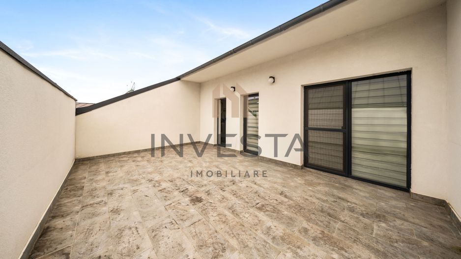 Casa moderna, spatioasa , pe o strada privata retrasa! - Poză 12