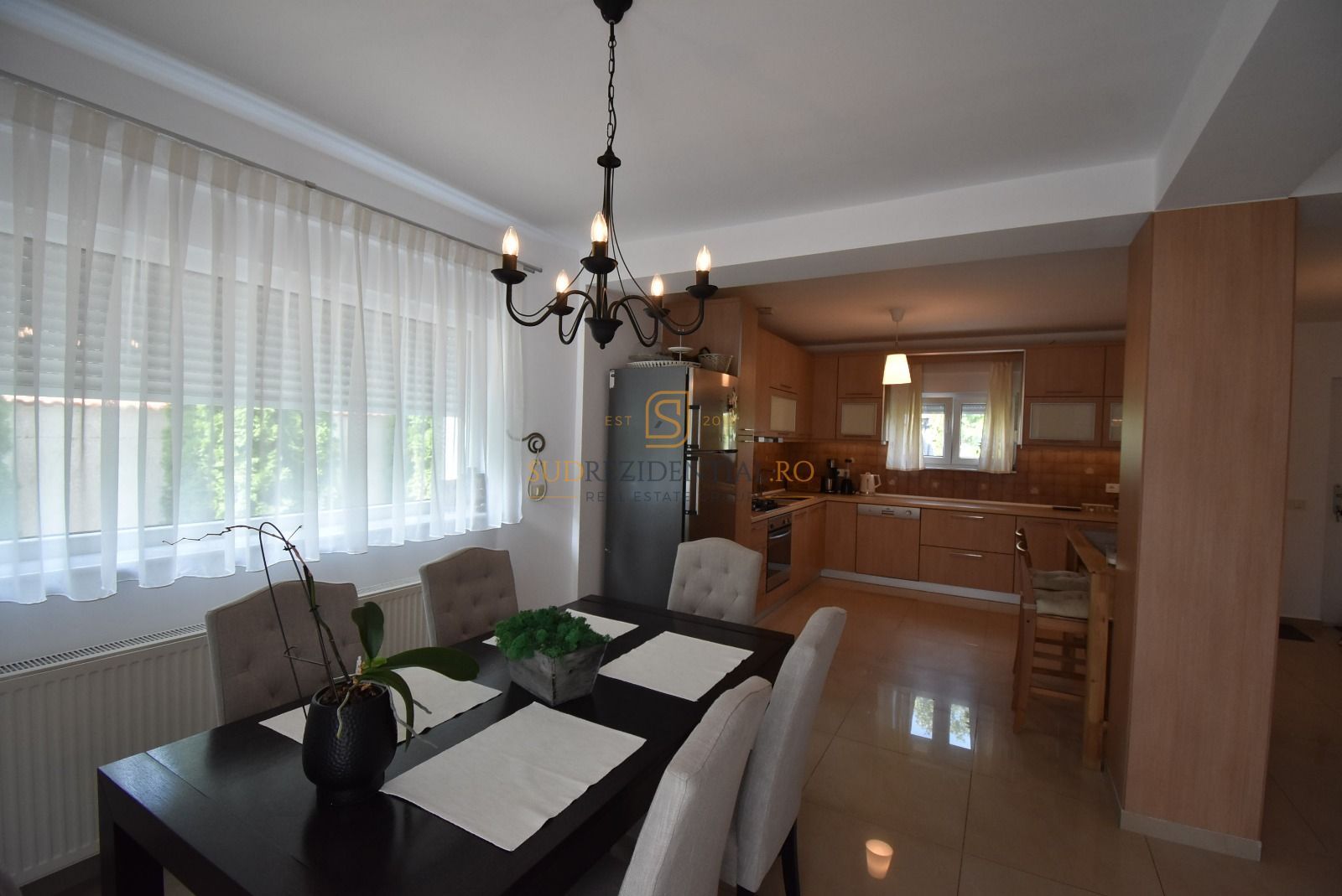 Vila tip duplex, finisaje premium, Comuna 1 Decembrie, comision zero - Poză 2