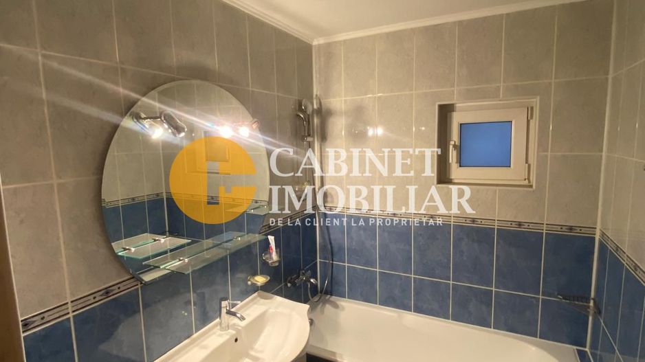 GARĂ - 3 CAMERE DECOMANDAT - ETAJ 1 - Bloc Tip Vilă - Poză 8