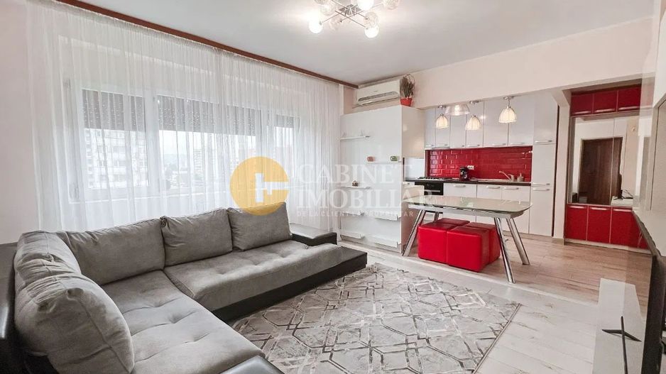 Chirie - 3 camere - Centru - Poză 2