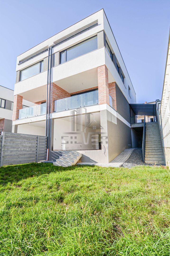 Casa moderna de tip Duplex cu Panorama asupra Clujului in cartier Iris - Poză 1