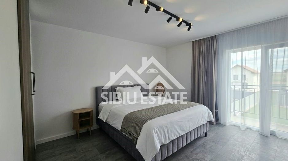 Casa individuala 5 camere, dormitor la parter - Poză 15
