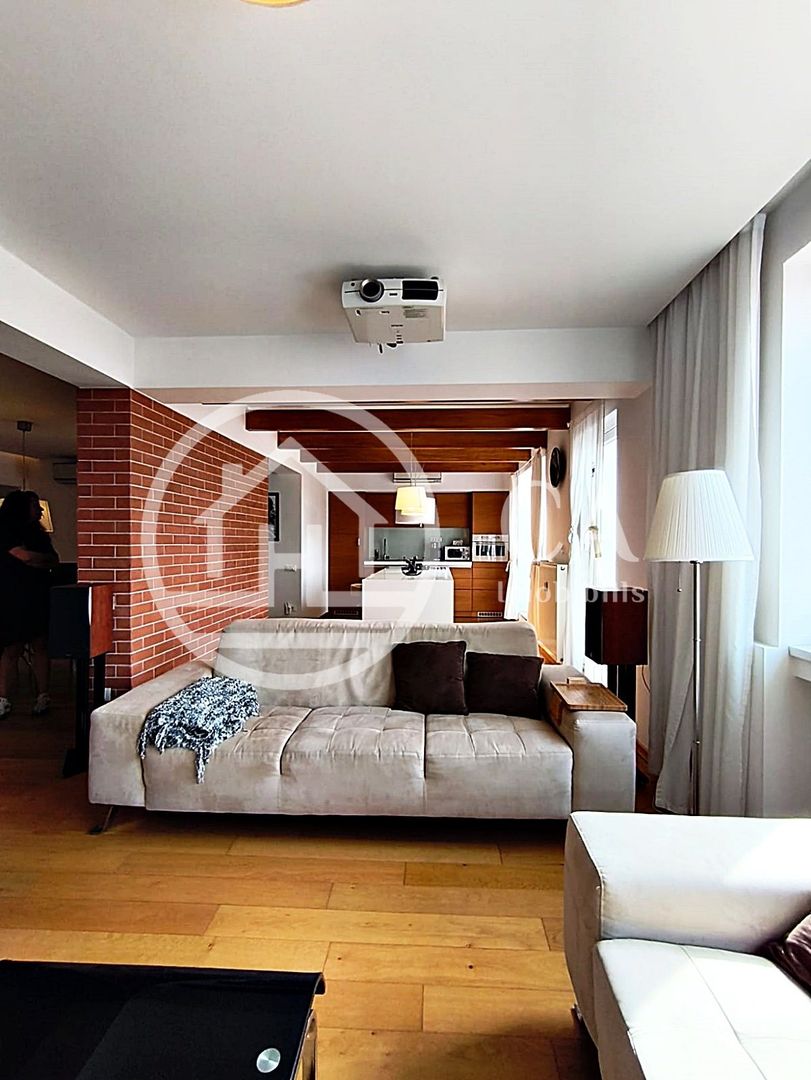 Apartament de închiriat cu 4 camere si terasa, Ultracentral, Oradea - Poză 4