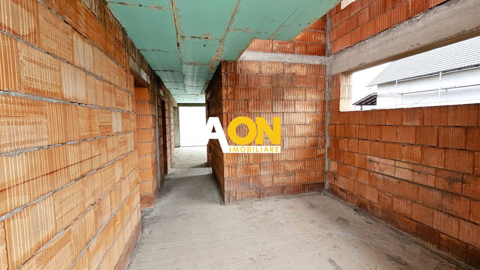 OFERTA! Casa la rosu, P+1, 300 mp teren, cu utilitati, Lancram - Poză 4