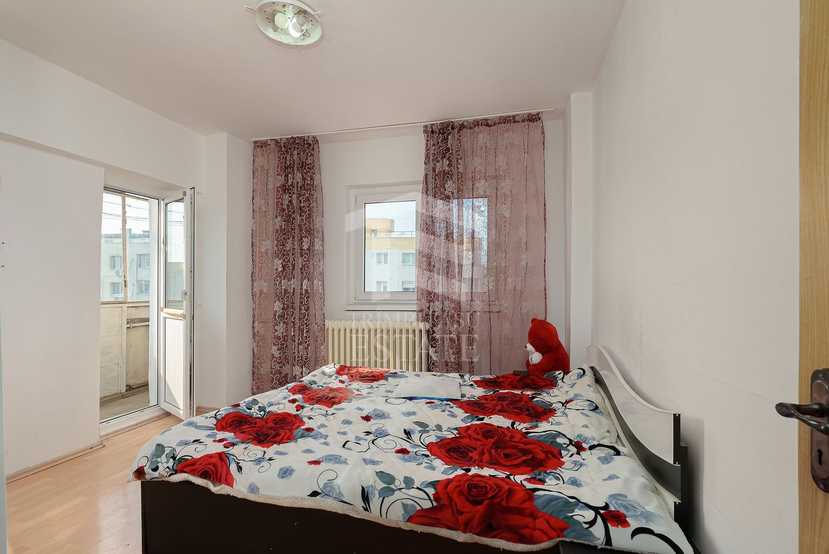 Apartament de vanzare 3 camere - Teiul Doamnei. - Poză 7
