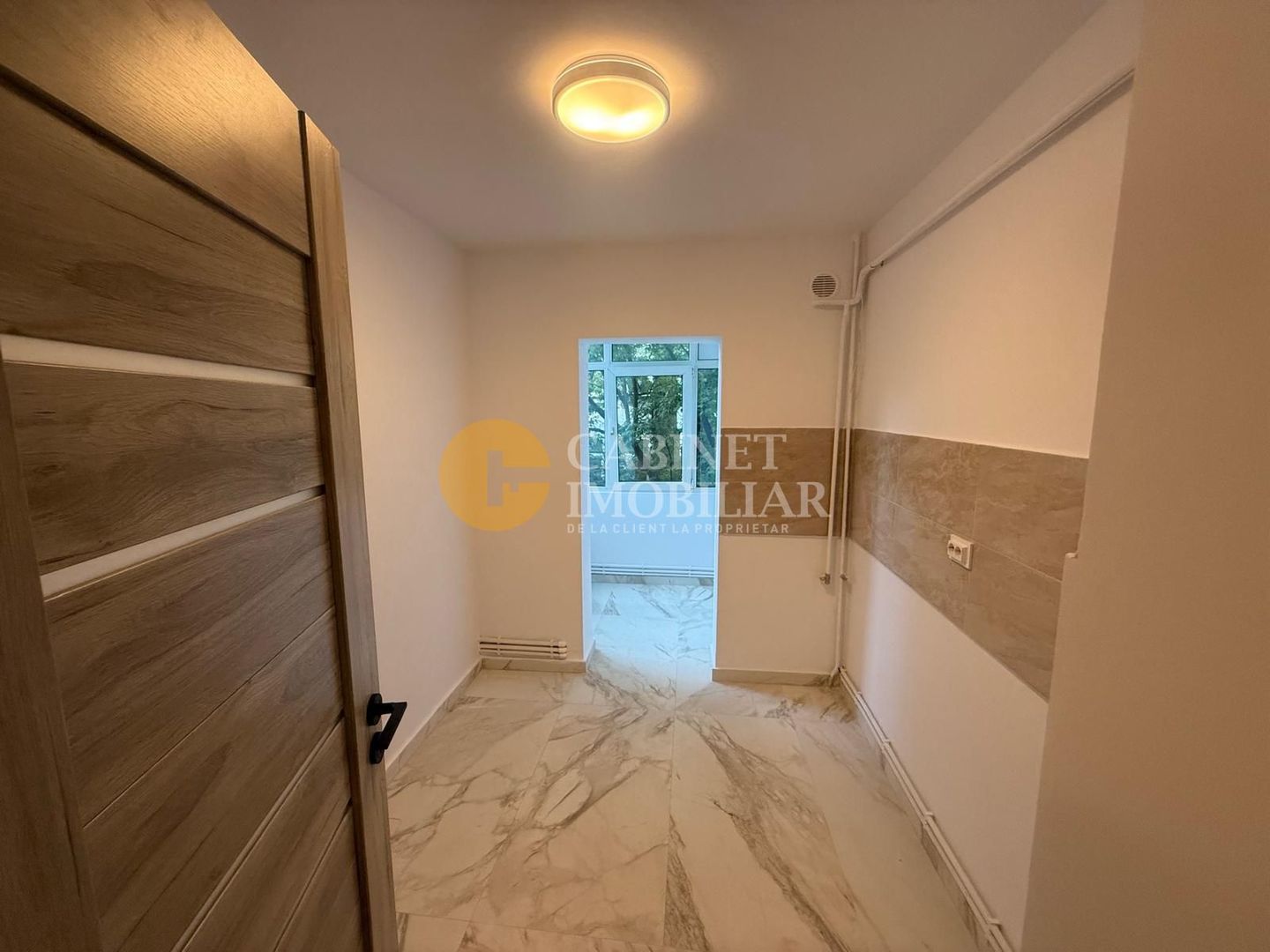2 CAMERE DECOMANDAT--CANTA--RENOVAT LA PLACA--LIBER - Poză 3