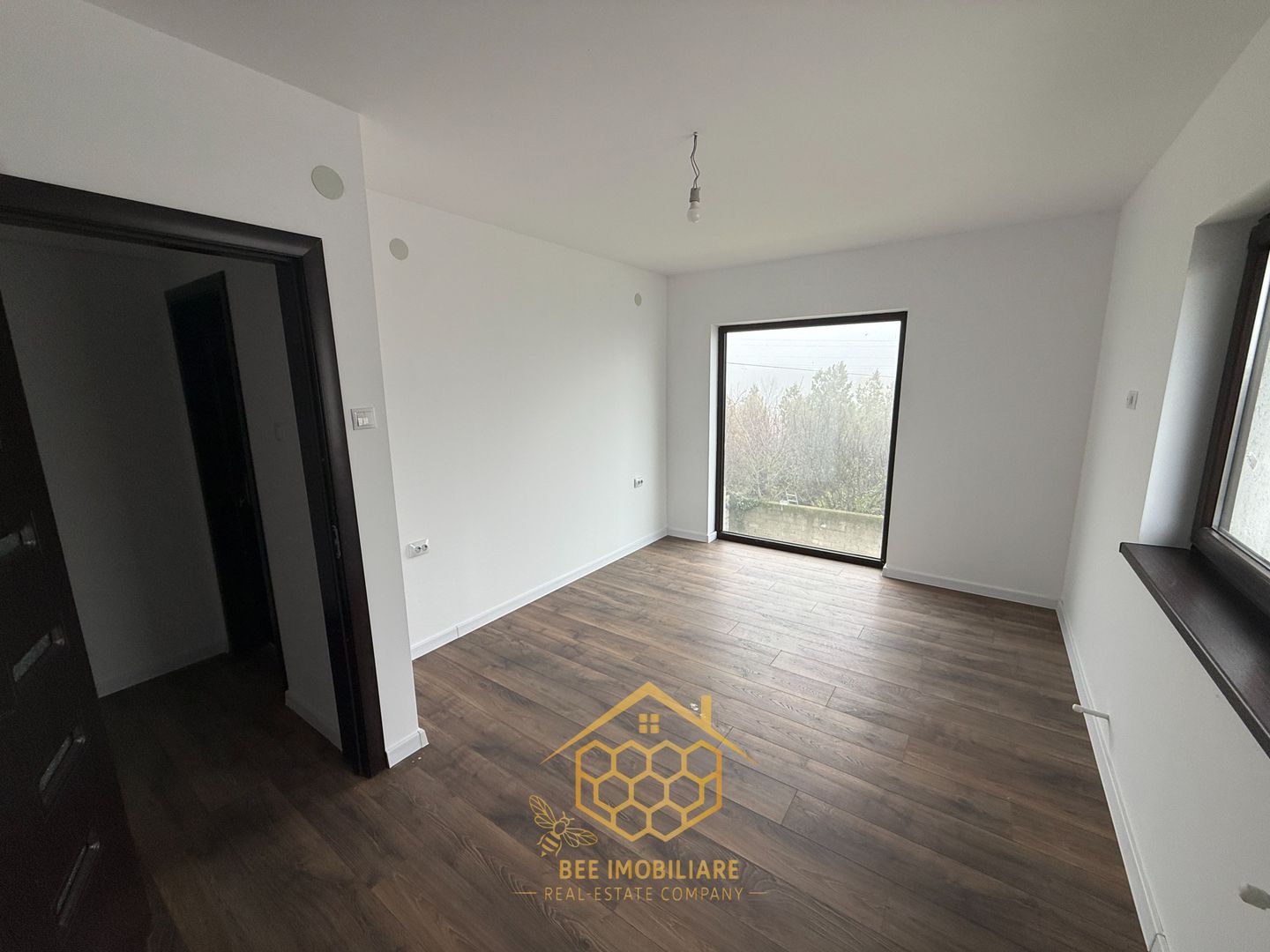 Casa P+1 in Simnicul de Jos - 3 dormitoare- Toate utilitatile - Poză 13