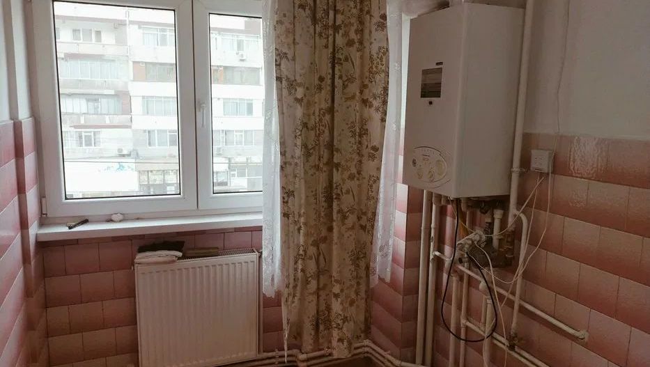 Apartament 3 camere dec,Micro 20,et 2 - Poză 3