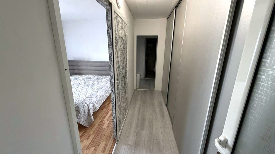 Apartament 2 camere, Cetate, zona piata, et.3, renovat - Poză 8