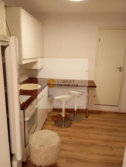 Calea Victoriei I Garsoniera in vila  I P+2 I Vedere stradala - Poză 4