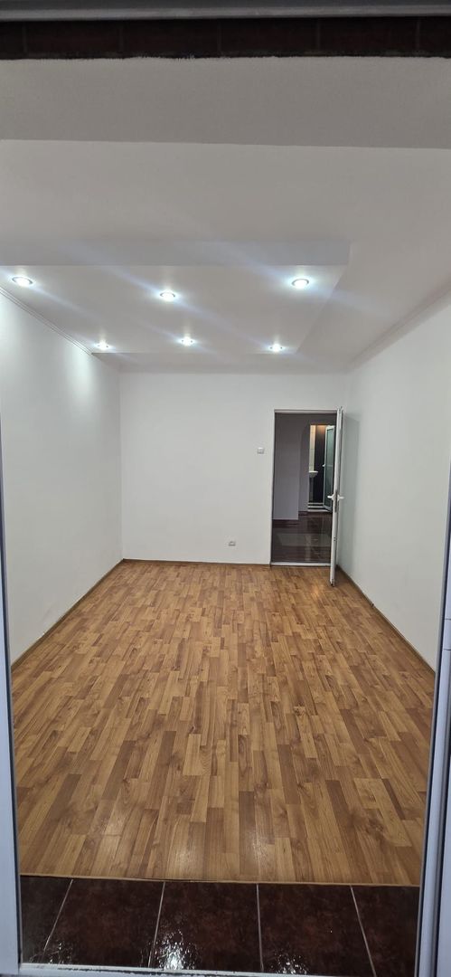 Apartament 4 camere Soseaua Berceni /an 1981 - Poză 25