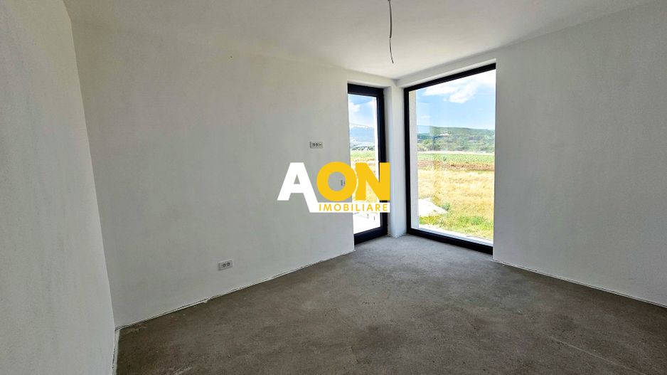 Casa moderna, 4 camere, semifinisata, 386 mp teren, zona Micesti - Poză 11