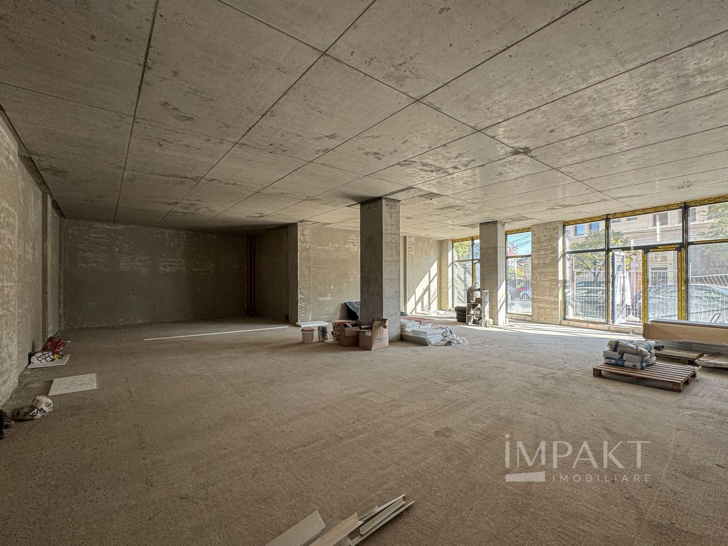 Imobil versatil cu functiuni mixte zona P-ta Mihai Viteazul - Poză 12