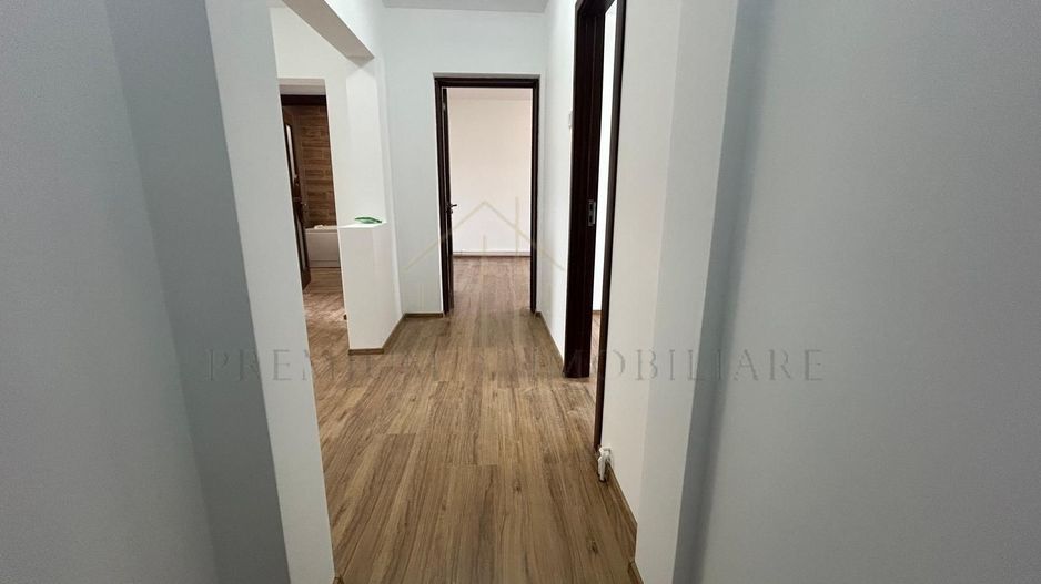 Apartament 3 camere  2 băi | renovat 2025 | parcare - Poză 9