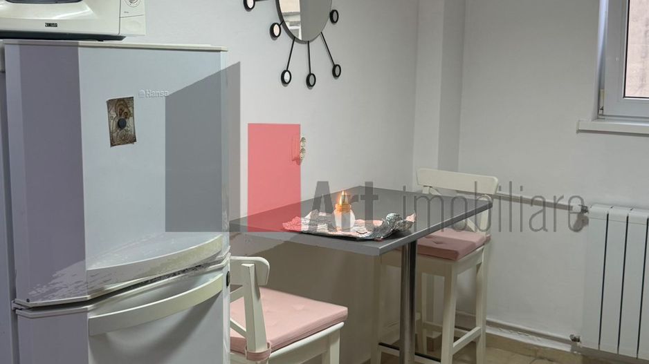 Apartament cu 2 camere-Costin Georgian-Titan-Basarabia-Chisinau-loc parcare - Poză 5