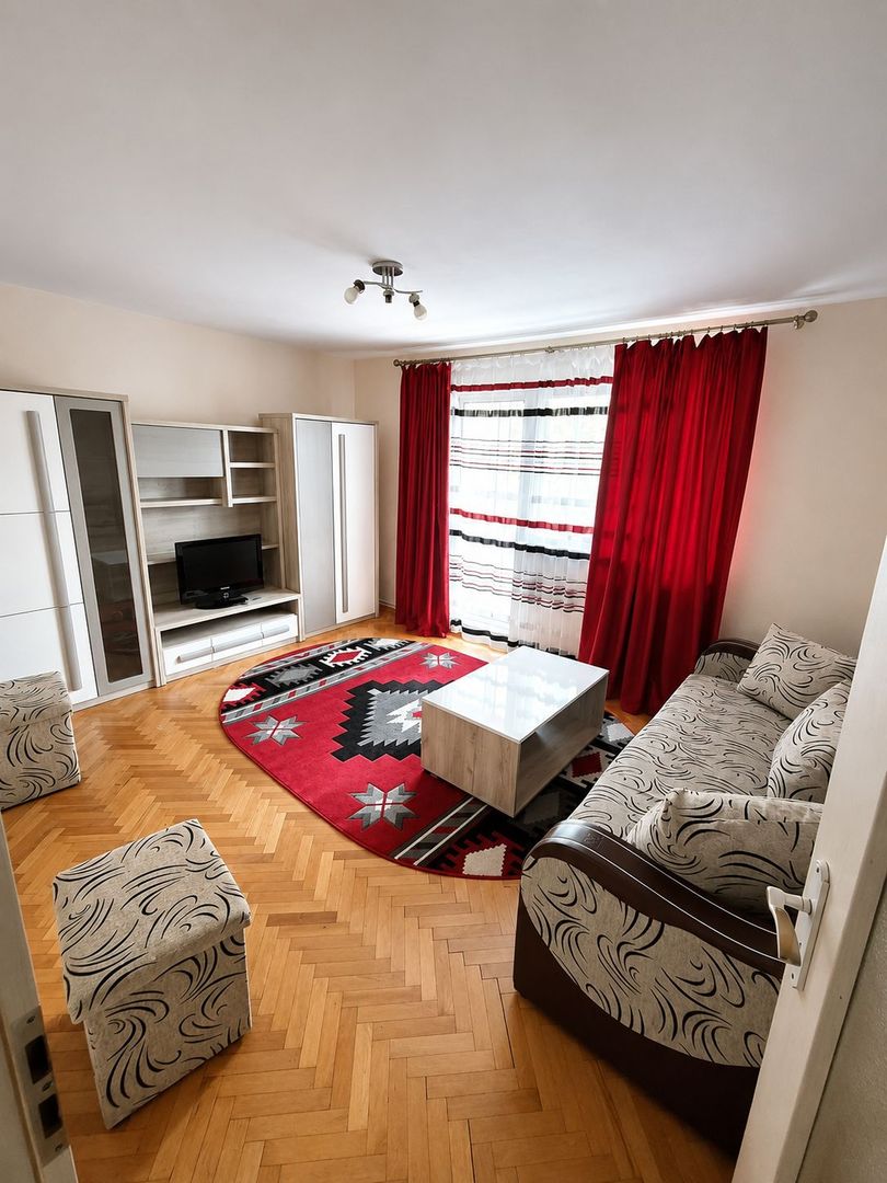 Dâmbovița – Piața Flavia | 1 Cameră | Decomandat | Centrală proprie | Etaj 2 - Poză 1