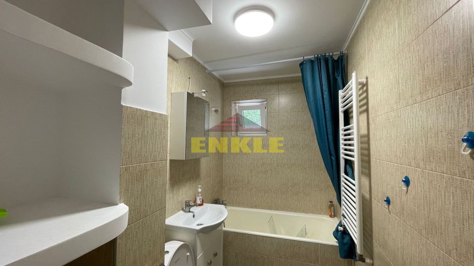 De inchiriat apartament cu 2 camere, zona Unirii - Poză 7