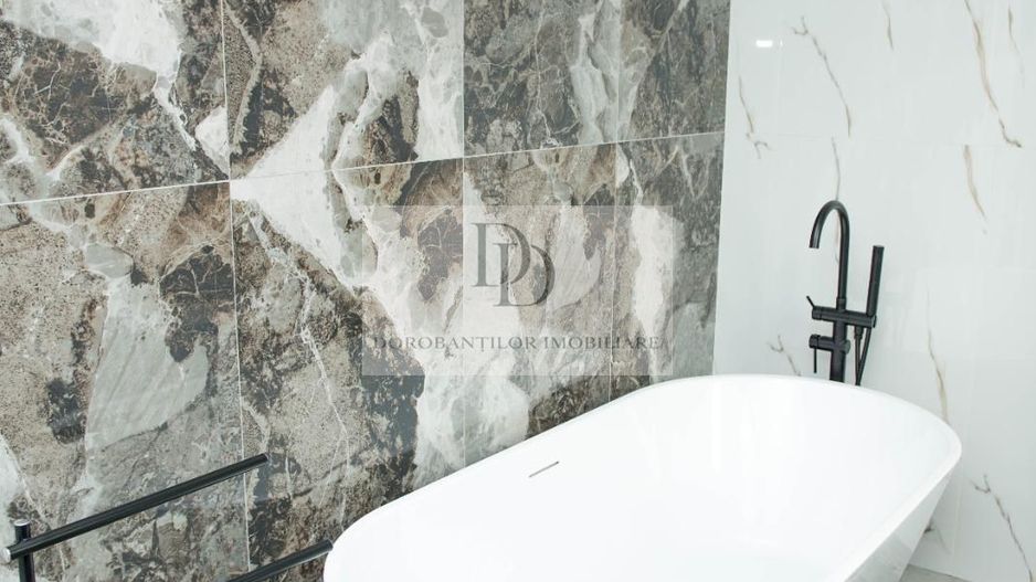 Casă de închiriat | Terasă Panoramică cu Jacuzzi | Cartier Voroneț - Poză 14