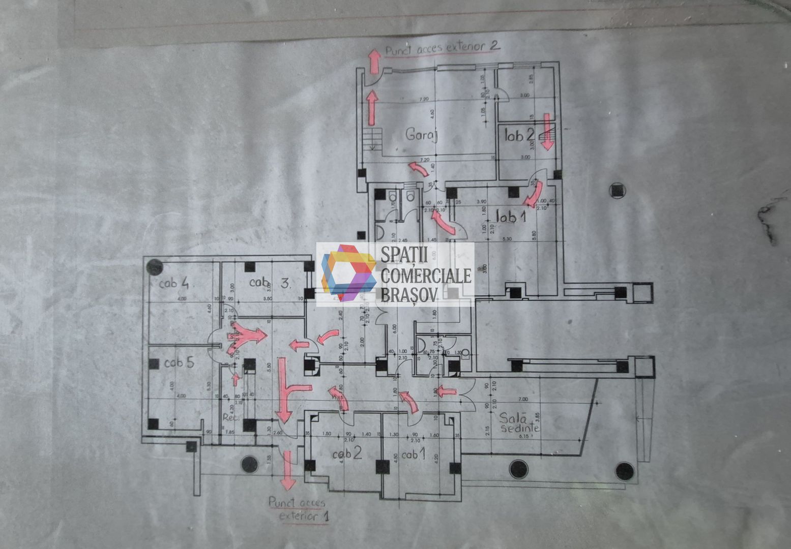 Spațiu comercial cu vad -  200 mp - Poză 12