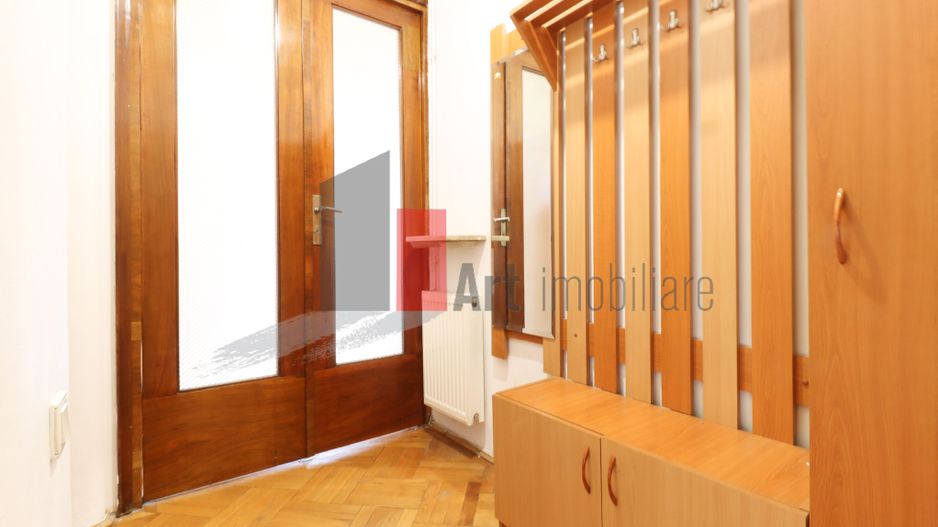 Apartamentul "DEKORA", bloc Art Deco, interior compartimentat de exceptie - Poză 34