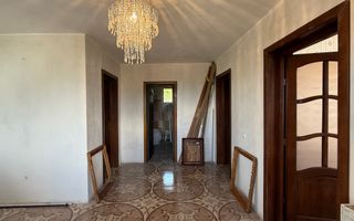 Casa de vanzare Grosi D+P+M 300 mp + teren 6 ari - Poză 8