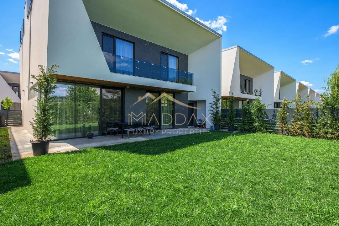 Vilă de închiriat în Voluntari // piscină privată și design modern - Poză 21