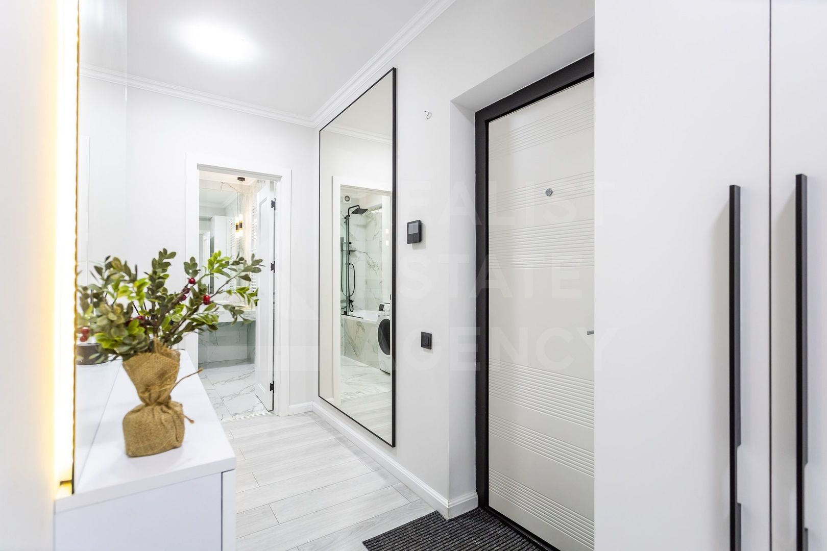 Vânzare , apartament, 3 camere, bd. Mircea cel Bătrân Ciocana - Poză 14