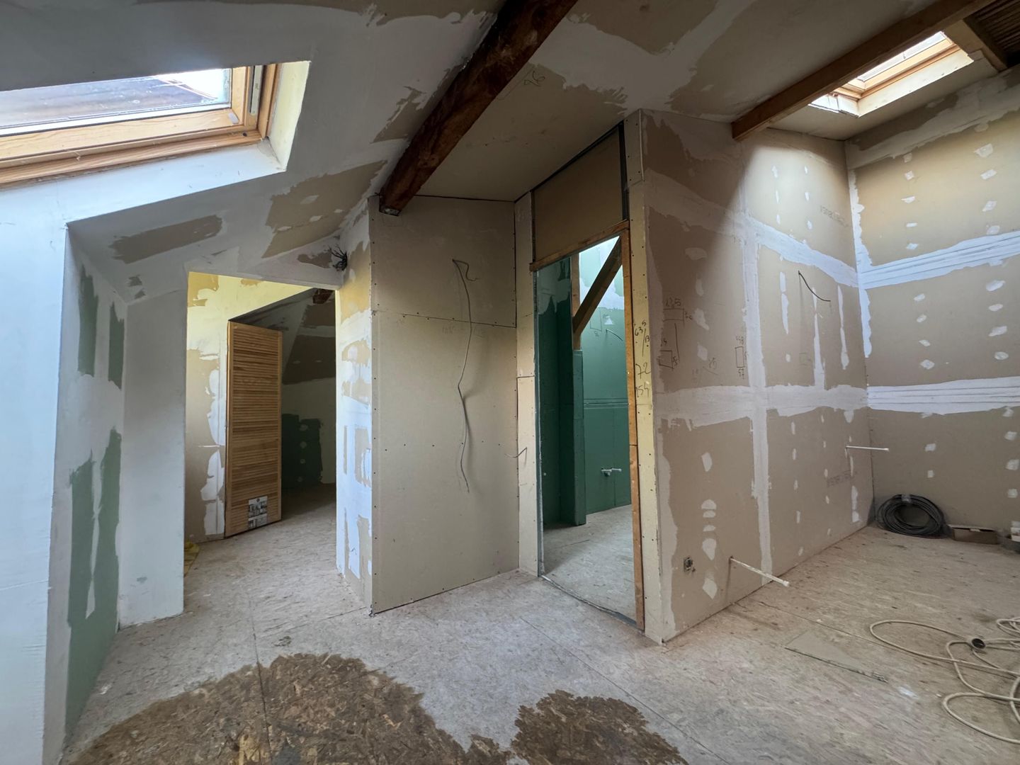 VILĂ CU POTENȚIAL MULTIPLU| CALEA DOROBANȚI - Poză 23