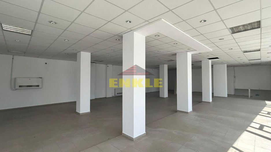 De inchiriat Spatiu Comercial, Zona Ultracentrala. - Poză 1