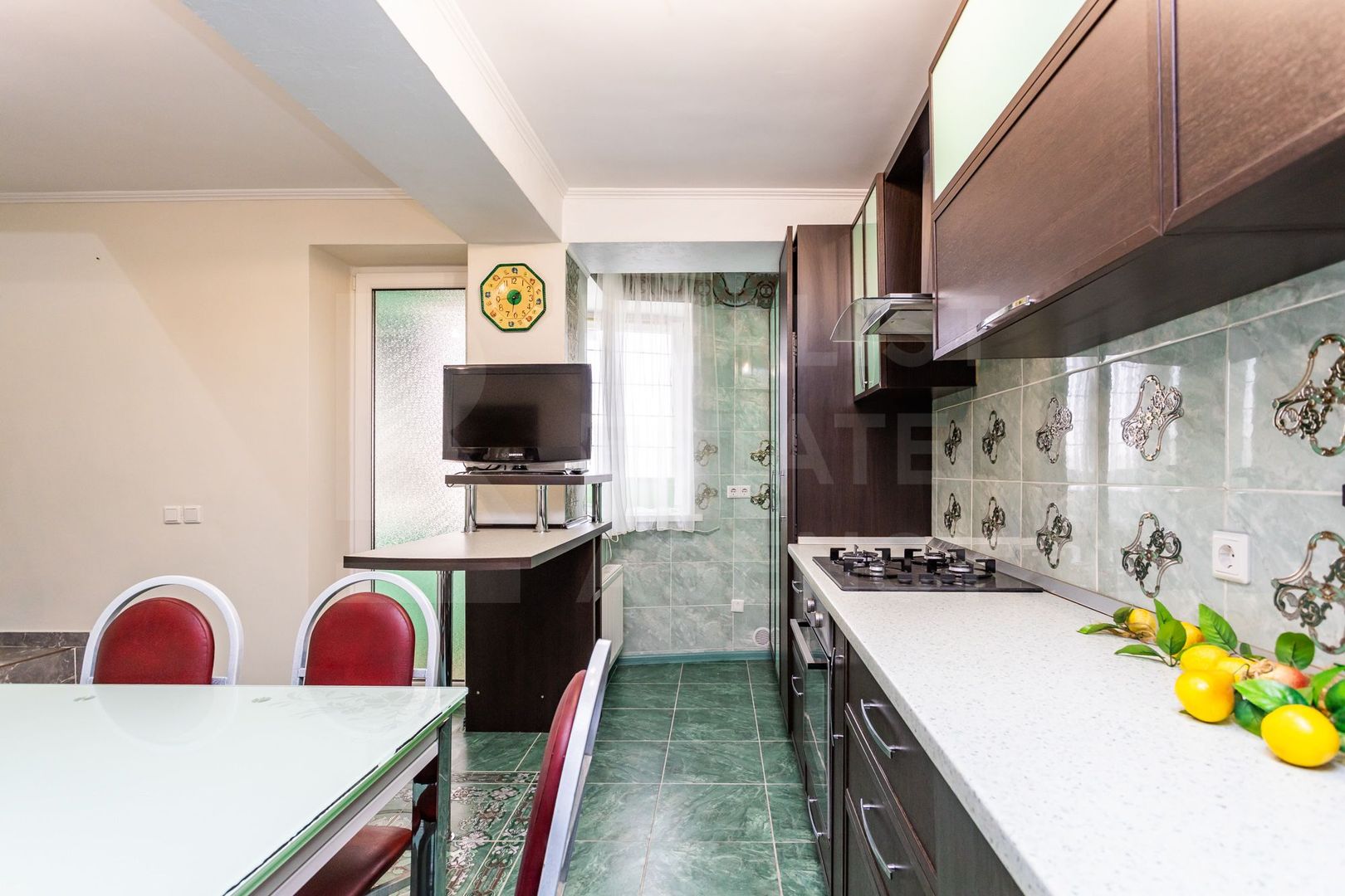Vânzare, apartamnet 4 camere + living, str. Alba Iulia, Buiucani - Poză 3