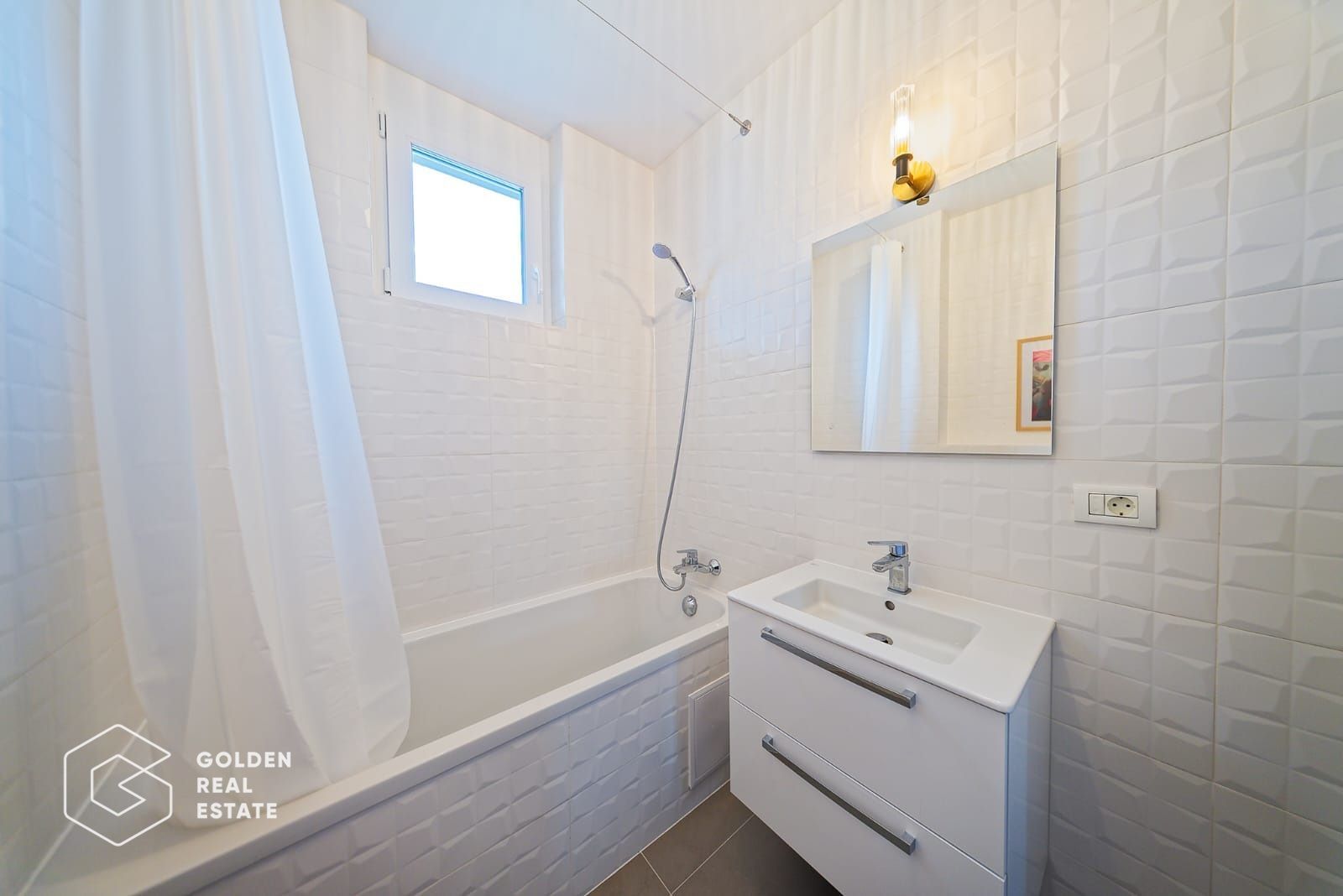 Apartament de revista, prima inchiriere, zona Micalaca 300 - Poză 7