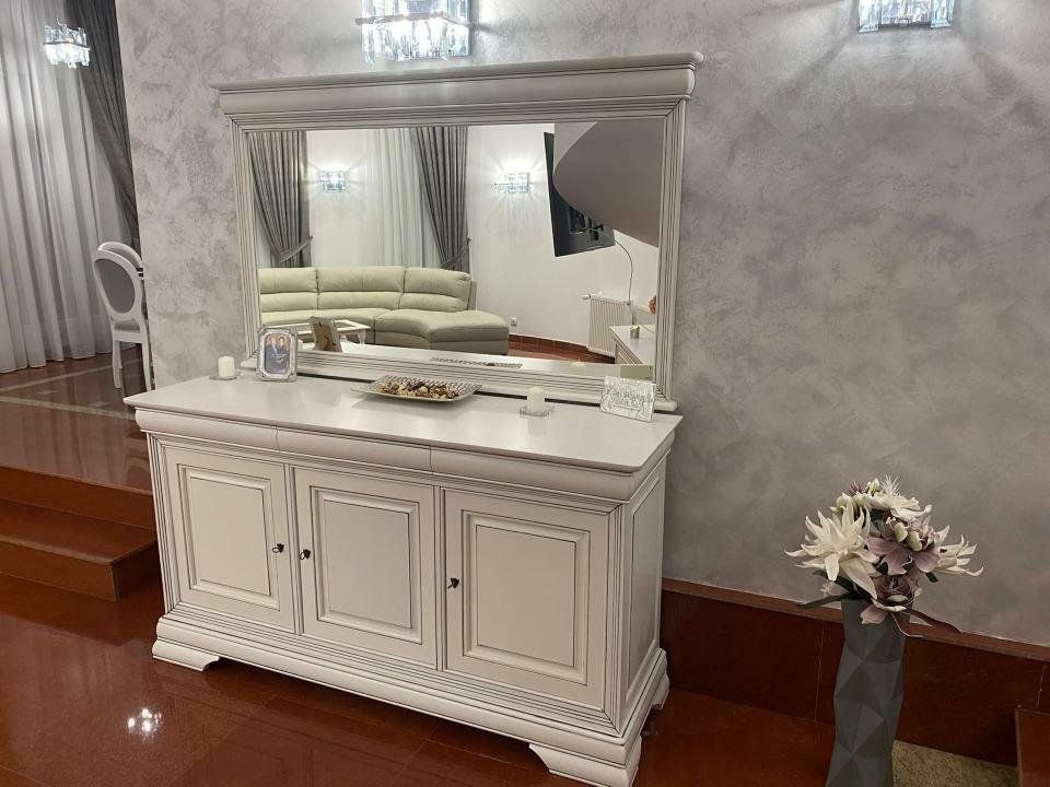 Vanzare vila cu arhitectura deosebita - Poză 3