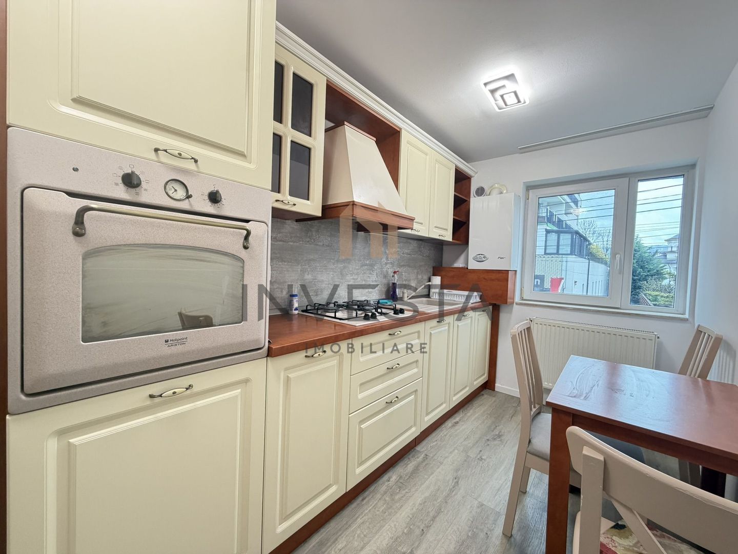 Apartament de vanzare 2 camere in vila | etaj intermediar | Zorilor - Poză 3