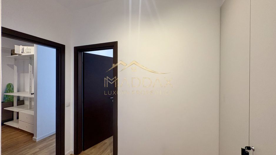 APARTAMENT de LUX cu 3 CAMERE cu Terasa si loc de parcare - Poză 19