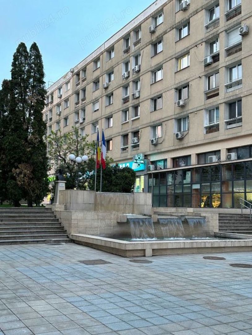 Ag BRASADAS vinde apartament cu 3 cam Piata Unirii etaj 2. - Poză 1