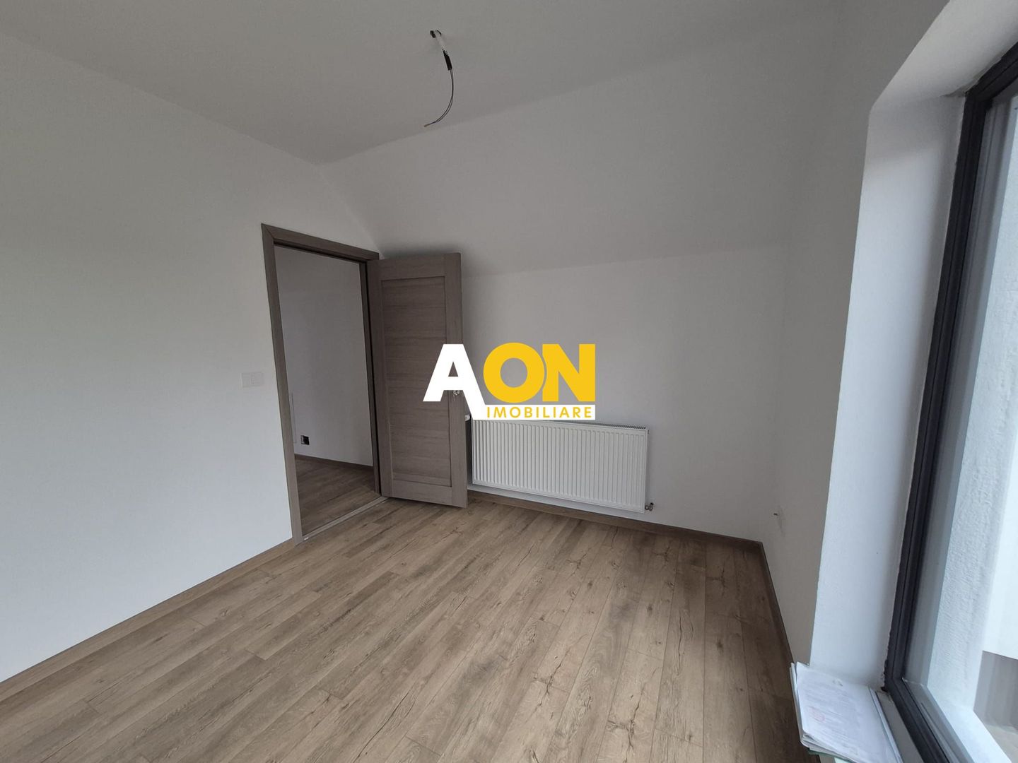 Casa 4 Camere, 135 mp, Teren 500 mp, P+M, Zona Centru - Poză 15