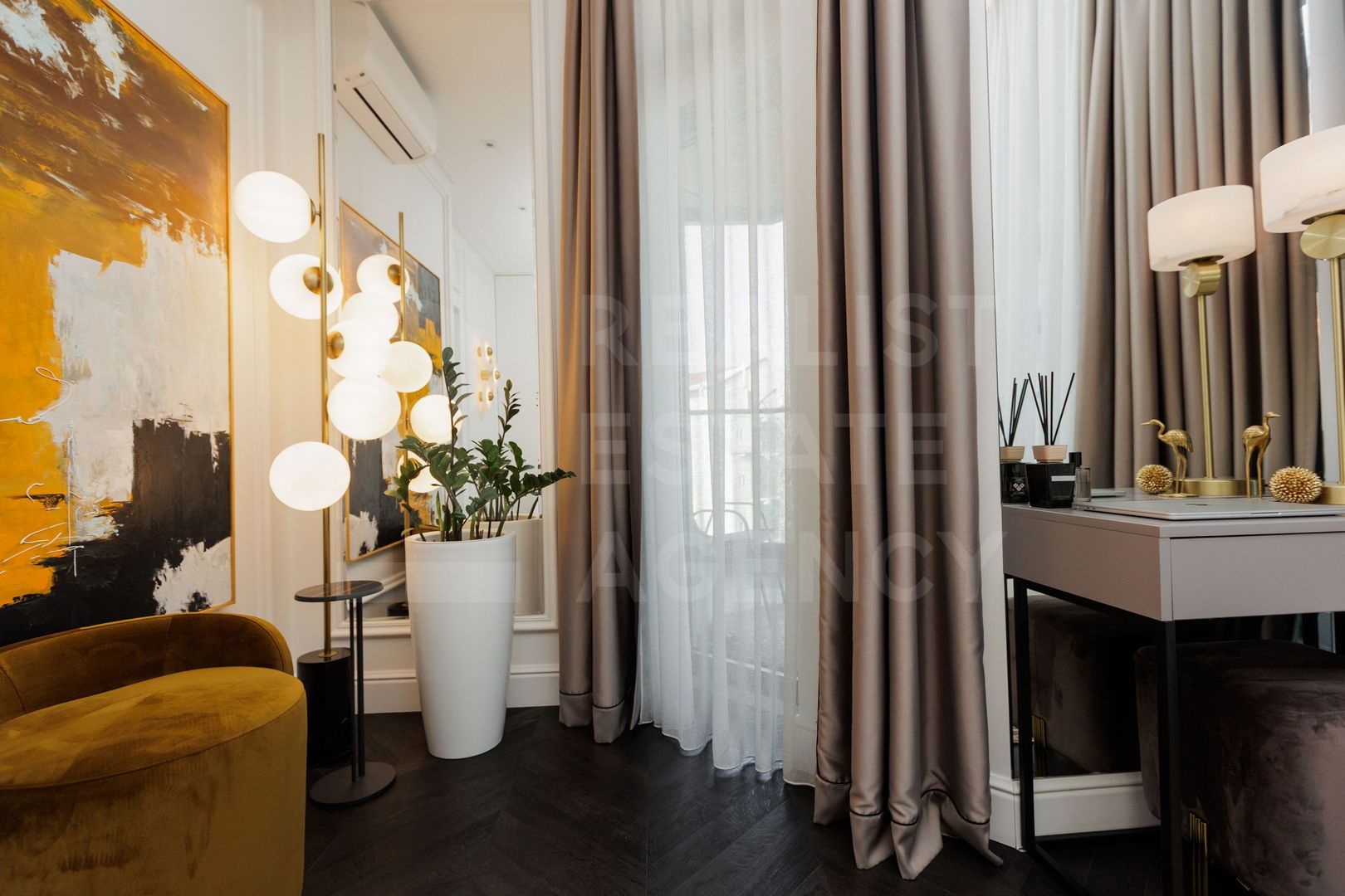 Vânzare, apartament, Crown PLaza Park, 2 camere strada Columna - Poză 21