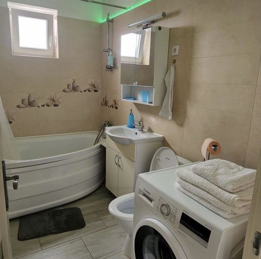 Apartament 2 camere in bloc nou, Cetate, zona Liceului HCC - Poză 4