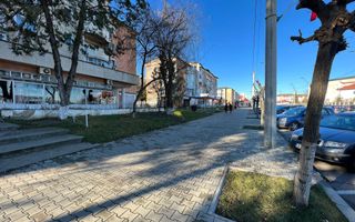 Spatiu Comercial De inchiriat / vanzare - Zona centrala Onesti - Poză 5