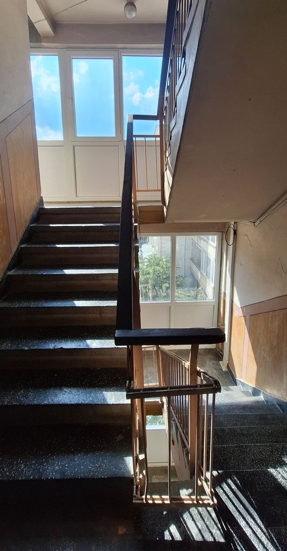 Apartament cu 2 camere - Piata Victoriei - Poză 16