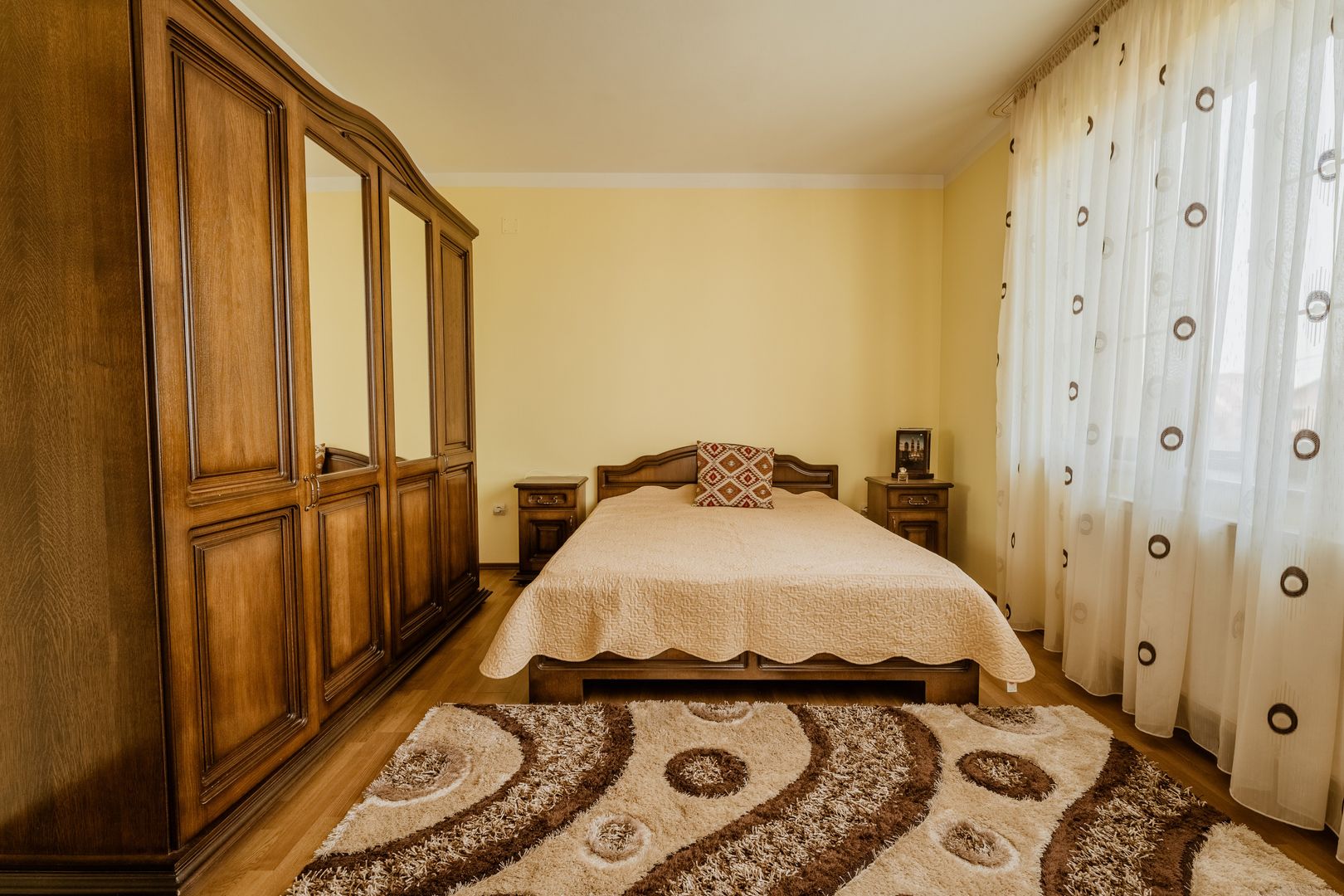 Vilă cu piscină în Fântânele - Poză 10