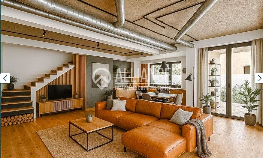 PALAZU MARE(COD 05) - Curte proprie. Vedere panoramică spre lac. - Poză 18