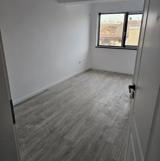 APARTAMENT RECENT RENOVAT METROU ZONA BRANCOVEANU - Poză 4