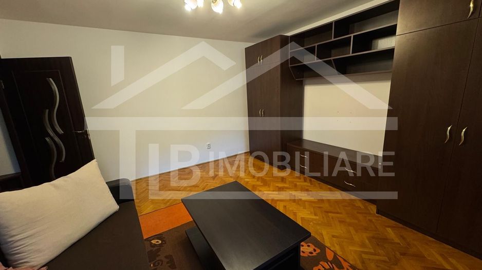 Apartament cu 2 camere, 50mp, decomandat, Zona Fortuna - Poză 3