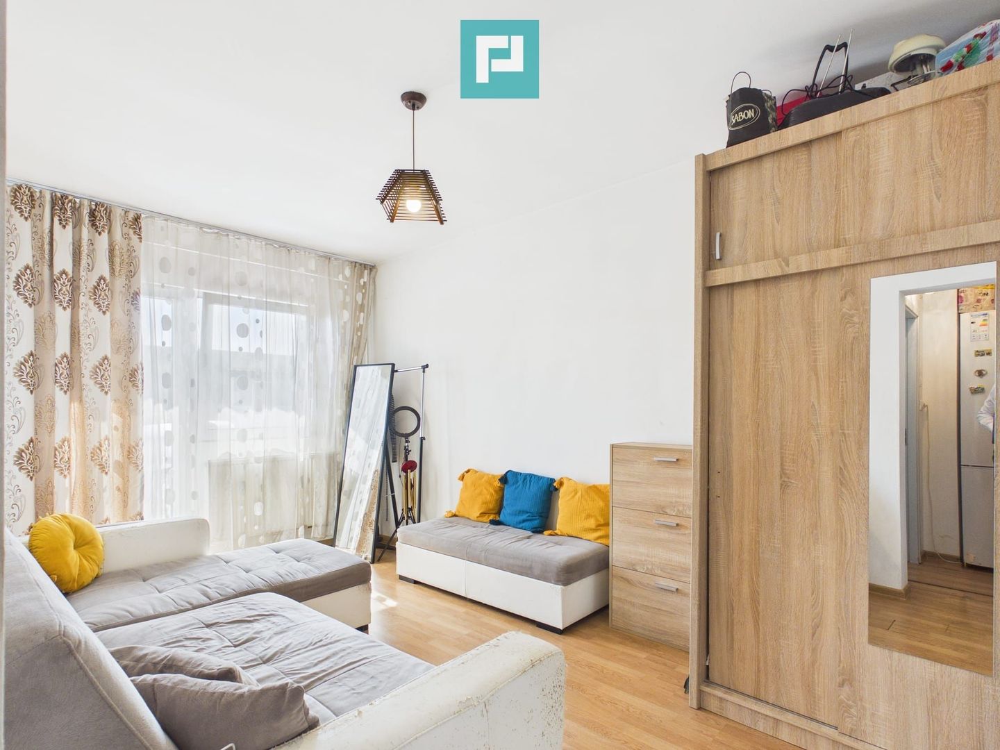 Garsonieră amenajată confort 1 în Micalaca - Poză 1